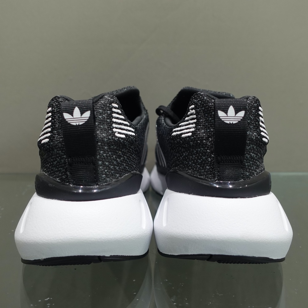 Adidas Swift Run 22 Women's Sneakers Black #971 - Picture 5 of 7